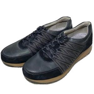 Dansko Gabi Burnished Nubuck Womens Size EU 38/ US 7 Leather Upper 4051360202